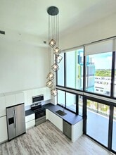 Pixl in Plantation, FL - Foto de edificio - Building Photo