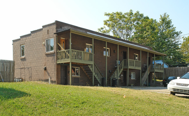 3010 Camden Ave in Parkersburg, WV - Building Photo - Building Photo