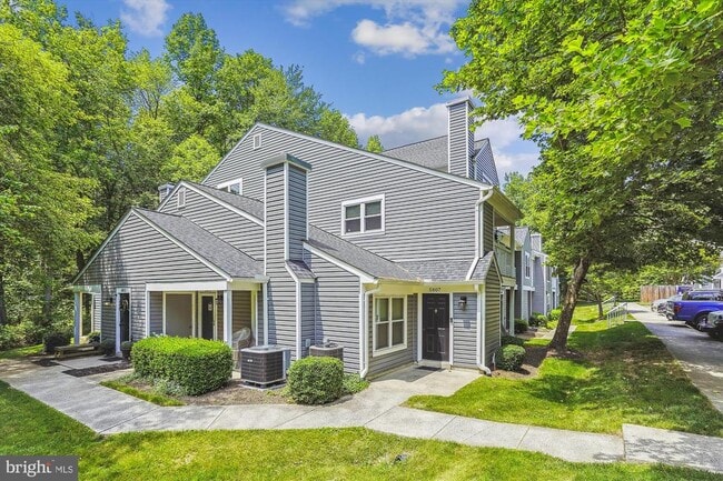 property at 5803 Orchard Hill Ct
