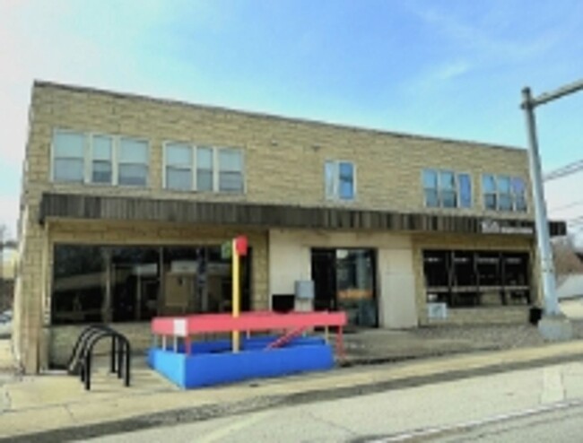 property at 811 W Springfield Ave