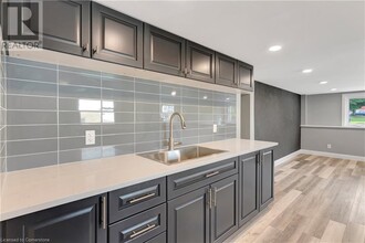 19 Hamel Ave in Kitchener, ON - Building Photo - Building Photo