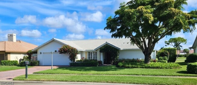 property at 1417 Foxfire Ln