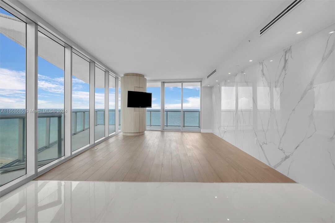 17001 Collins Ave, Unit 1508 in Sunny Isles Beach, FL - Building Photo