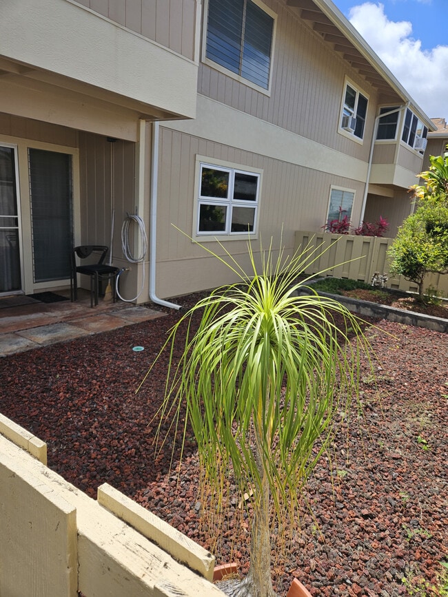 property at 95-1050 Makaikai St