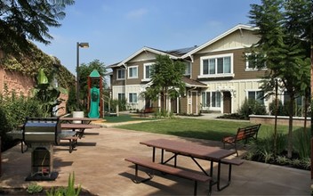 Greenleaf Apartments in Anaheim, CA - Building Photo - Building Photo