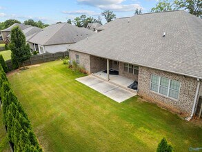 127 Sage Oak Ln in Madison, AL - Foto de edificio - Building Photo