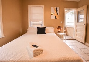 148 Ohio Ave in Providence, RI - Building Photo