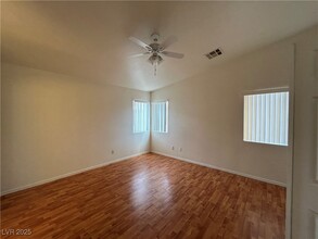 3143 Dusty Moon Ave in Henderson, NV - Building Photo - Building Photo