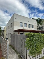 833 W 39th St in Miami Beach, FL - Building Photo