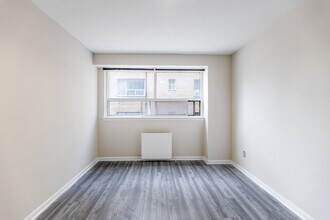 WATERLOO APARTMENTS in Toronto, ON - Building Photo - Interior Photo