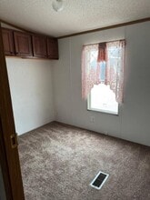 78 S Amanda St in Winchester, IN - Building Photo - Building Photo