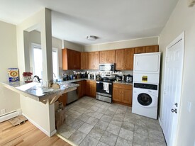 6 Bickford Ave, Unit 3 Apartments