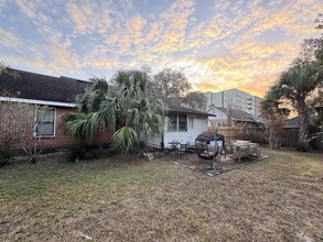 1212 NW 4th Ave in Gainesville, FL - Foto de edificio - Building Photo