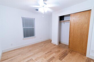 1309 E 52nd St in Austin, TX - Building Photo - Building Photo