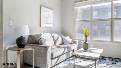 49 Boulevard SE in Atlanta, GA - Foto de edificio - Building Photo