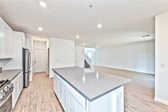 243 Polaris Ridge Ave in Henderson, NV - Building Photo - Building Photo