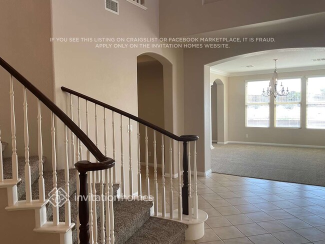 7085 Arcadia Glen Ct in North Las Vegas, NV - Building Photo - Building Photo