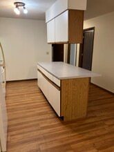 803 Roundhouse Addn in Marquette, IA - Foto de edificio - Building Photo