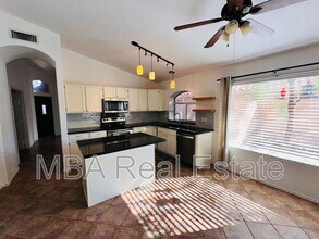 4463 E South Fork Dr in Phoenix, AZ - Building Photo - Building Photo