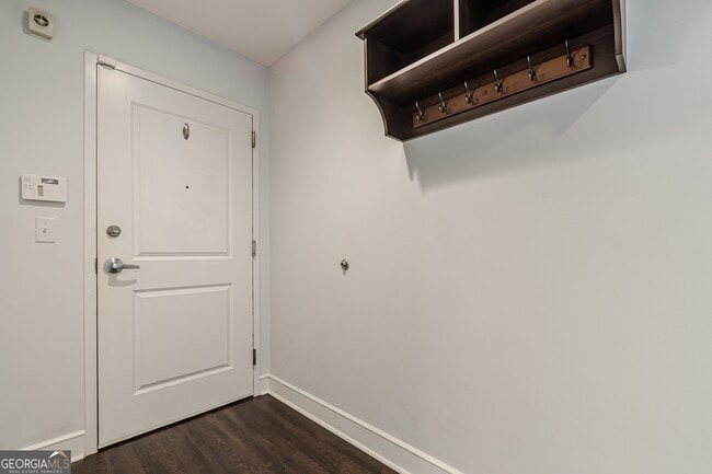 44 Peachtree Pl NW in Atlanta, GA - Building Photo - Building Photo