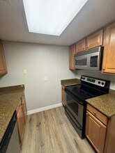 101 S Players Club Dr in Tucson, AZ - Building Photo - Building Photo