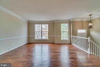 20024 Northville Hills Terrace in Ashburn, VA - Building Photo - Building Photo