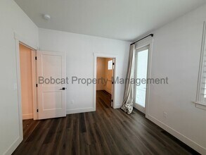 1299 Grove St in Carson City, NV - Building Photo - Building Photo