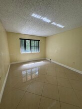 2238 SW 81st Ave in Miramar, FL - Building Photo - Building Photo