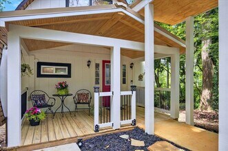 1645 Tallavana Trail in Havana, FL - Building Photo - Building Photo