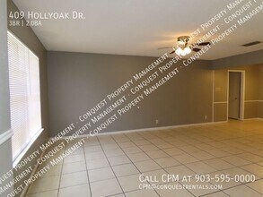 409 Hollyoak Dr in Tyler, TX - Building Photo - Building Photo