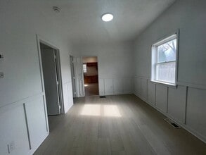 121 Monroe St in Elyria, OH - Building Photo - Building Photo