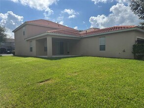 7162 Wild Strawberry Run in Winter Garden, FL - Building Photo - Building Photo