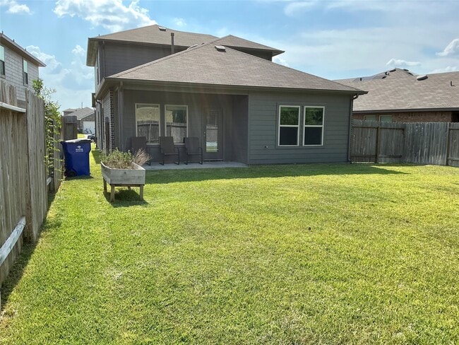 16957 Rich Pines Dr in Conroe, TX - Building Photo - Building Photo