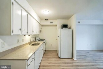 4616 Silverwood St in Philadelphia, PA - Building Photo - Building Photo