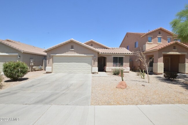 property at 45588 W Tulip Ln