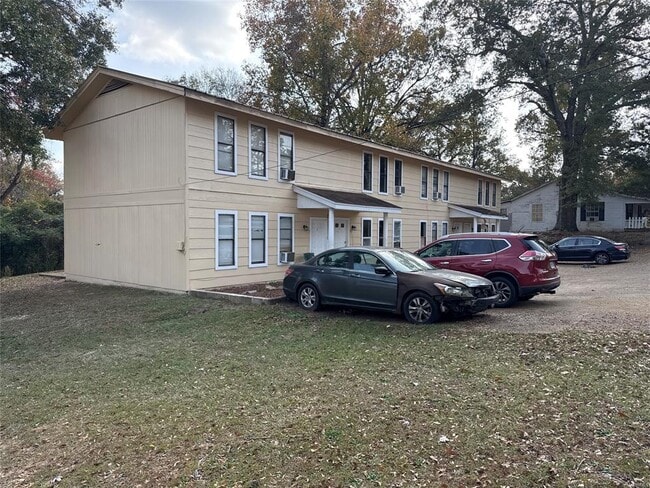 property at 813 Azalea St