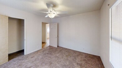 218-220 E 9th St in Portales, NM - Building Photo - Building Photo