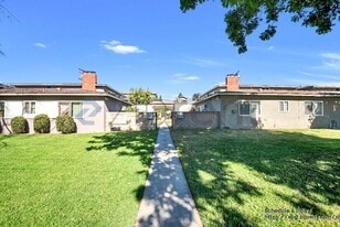 2543 Hayes Dr in La Verne, CA - Building Photo