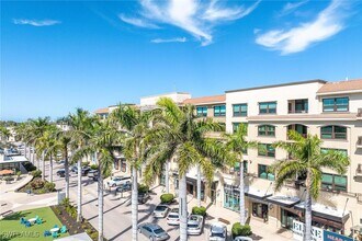 9115 Strada Pl in Naples, FL - Building Photo - Building Photo