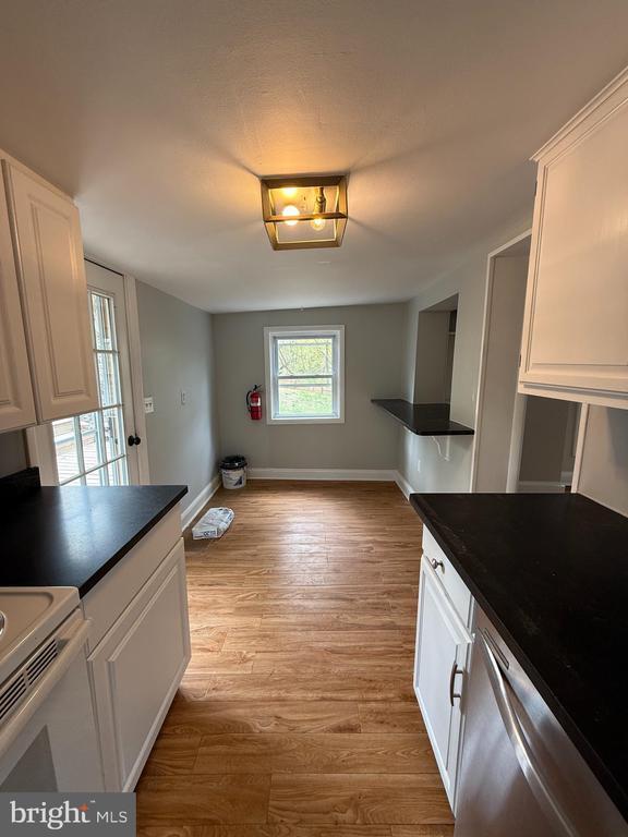 123 Brunswick Ave in Lambertville, NJ - Building Photo - Building Photo
