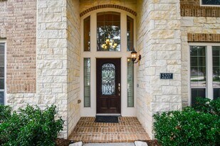 5207 Belvedere Dr in Rosenberg, TX - Building Photo