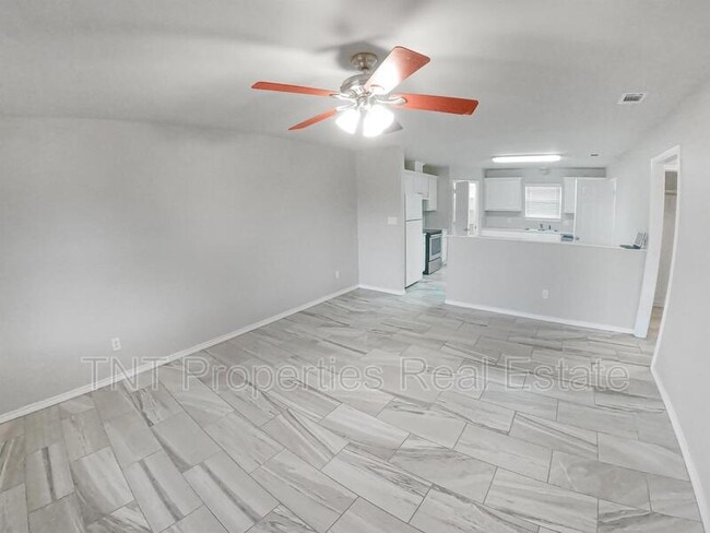 9871 Risky's Ranch Dr in College Station, TX - Building Photo - Building Photo