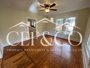 2446 Wallace Ave in Spartanburg, SC - Building Photo - Building Photo