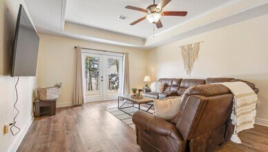 4548 Live Oak Church Rd in Crestview, FL - Building Photo - Building Photo