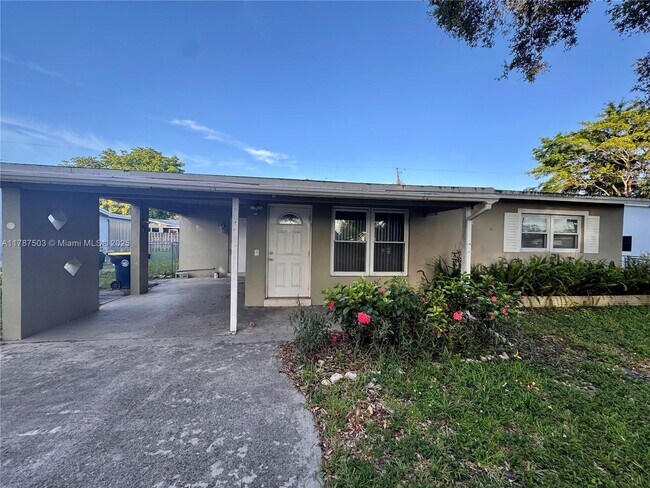 property at 4720 SW 25th Terrace