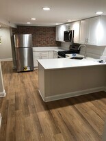 3743 N Sawyer Ave, Unit G in Chicago, IL - Building Photo