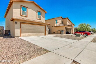 10708 Blue Sage Cir in El Paso, TX - Building Photo - Building Photo