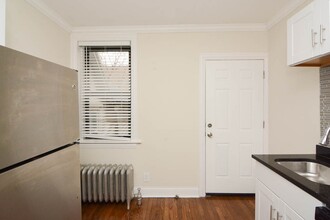 2537 N Seminary Ave in Chicago, IL - Building Photo - Building Photo