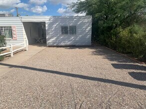 2549 E Glenn St in Tucson, AZ - Building Photo - Building Photo