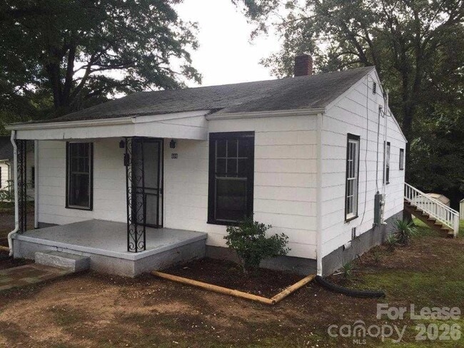 property at 808 Wilmington Ave